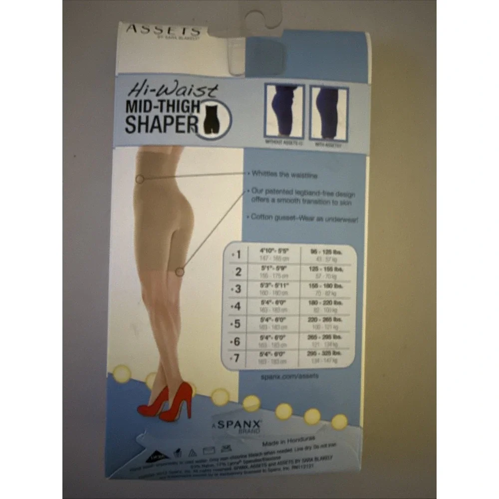 Assets By Spanx Hi Waist Mid Thigh Shaper Size‎ 4 180-220 lbs   M9